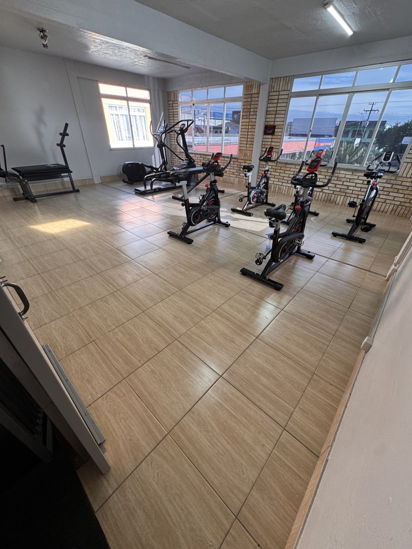 Sala de bike e cardio